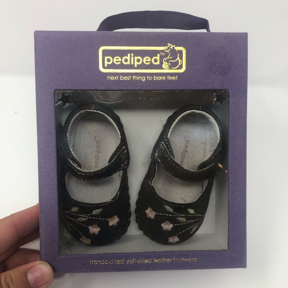 Pediped Caroline Embroidered Flower Leather Baby Shoes Size 0-6 Months - Picture 2 of 11